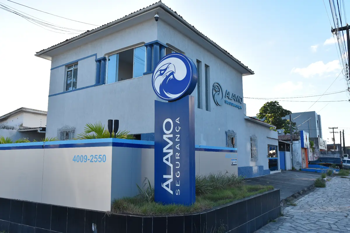 Fachada da sede da Álamo Segurança em João Pessoa